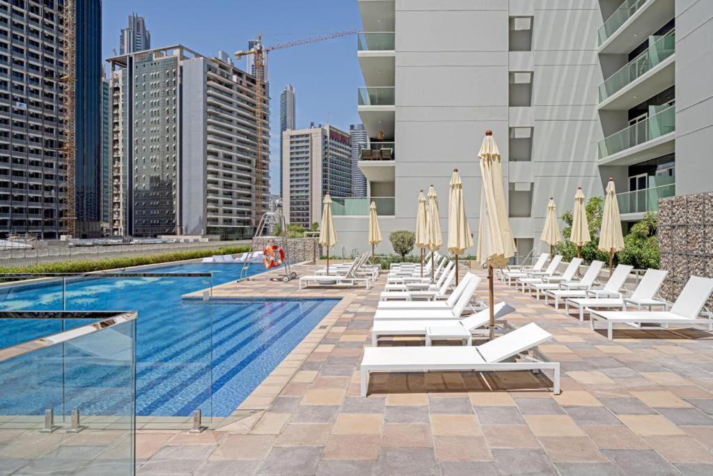 Fantastic One Bedroom Apartment With Burj-Khalifa View Dubai Luaran gambar